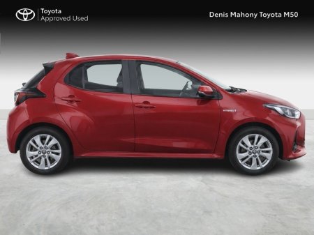 2021 Toyota Yaris - photo 3