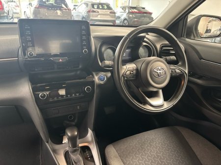 2023 Toyota Yaris Cross - photo 8