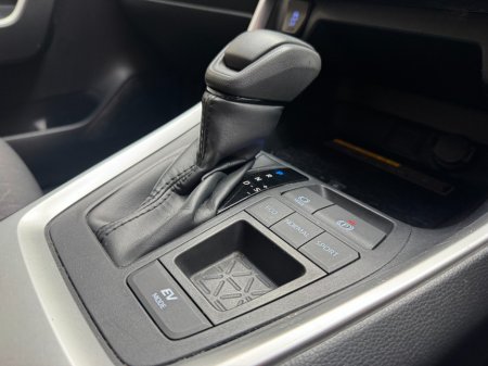 2019 Toyota RAV4 - photo 11