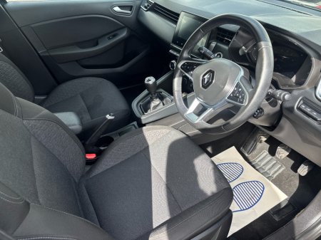 2023 Renault Clio - photo 6