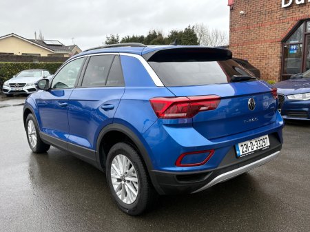 2023 Volkswagen T-Roc - photo 8
