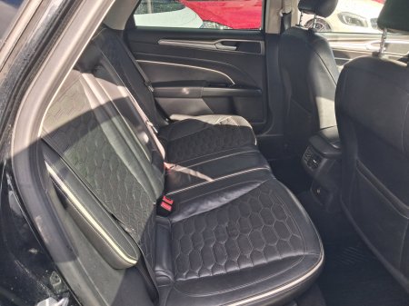 2016 Ford Mondeo - photo 17