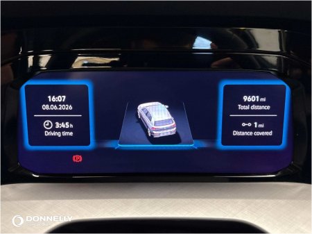 2025 Volkswagen Golf - photo 9