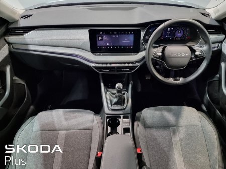 2025 Skoda Octavia - photo 2