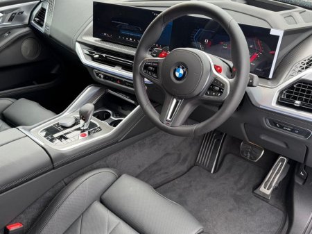 2026 BMW XM - photo 6