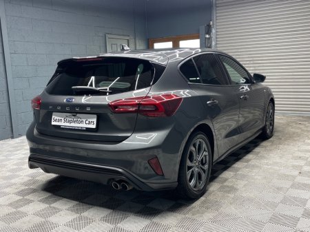 2023 Ford Focus - photo 5