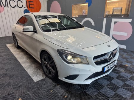 2015 Mercedes-Benz CLA 2015 MERCEDES-BENZ CLA 180 AUTOMATIC / CRUISE CONTROL / PARKING CAMERA / / PADDLE SHIFTERS / AMBIENT