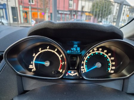 2015 Ford Fiesta - photo 23