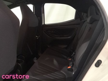 2023 Toyota Yaris - photo 10