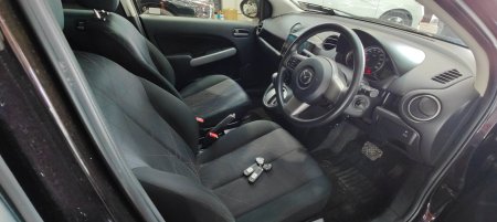 2013 Mazda Demio - photo 8