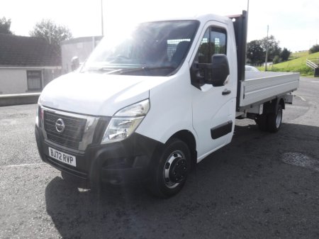 2022 Nissan Interstar - photo 2