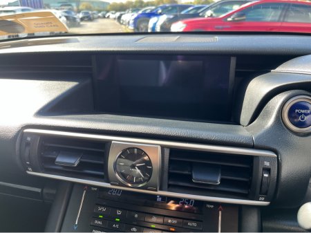 2017 Lexus IS - photo 19