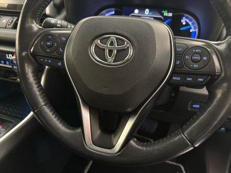 2019 Toyota RAV4 - photo 13