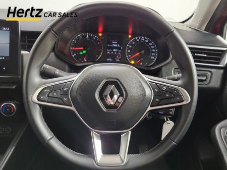 2023 Renault Clio - photo 13