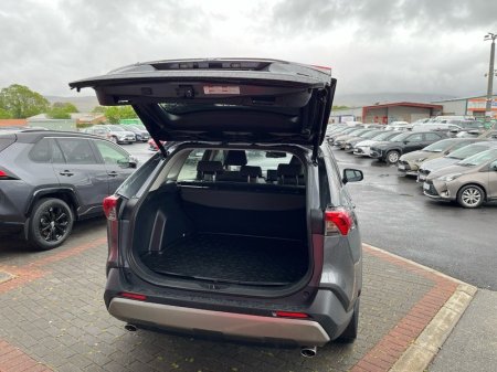 2022 Toyota RAV4 - photo 10