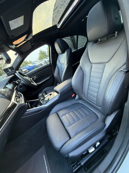 2021 BMW 3-Series - photo 18