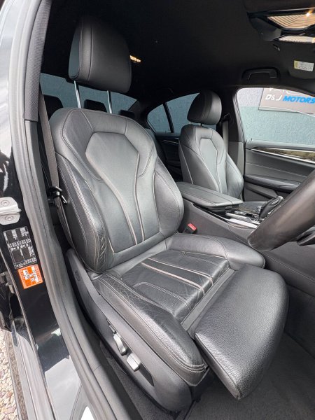 2017 BMW 5-Series - photo 4