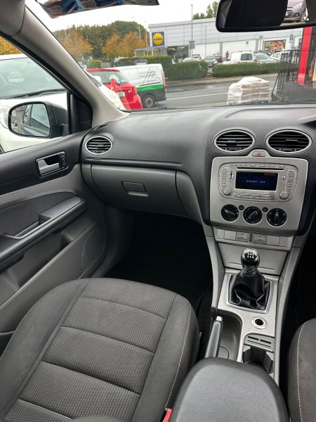2011 Ford Focus - photo 4