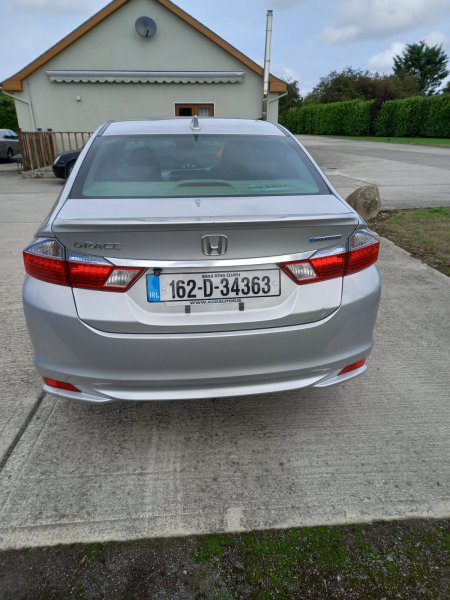 2016 Honda Grace - photo 3