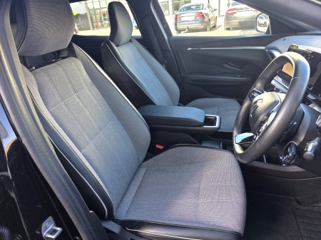 2024 Renault Megane E-Tech - photo 23