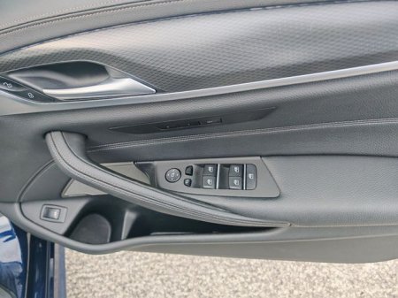 2023 BMW 5-Series - photo 10