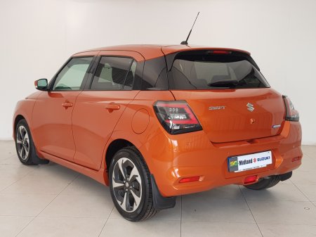 2024 Suzuki Swift - photo 3