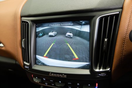 2020 Maserati Levante - photo 20