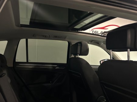 2020 Volkswagen Tiguan - photo 20