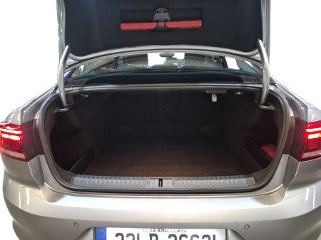 2022 Volkswagen Passat - photo 7