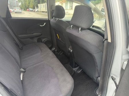 2011 Honda Fit - photo 18