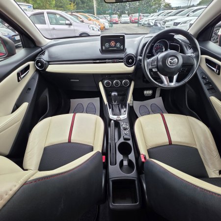 2016 Mazda Demio - photo 18