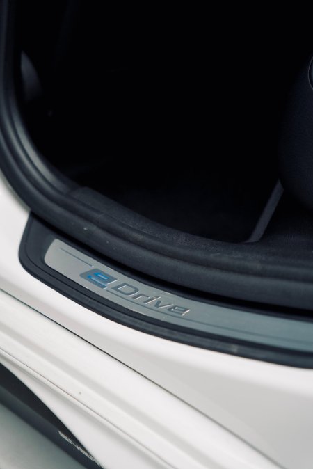 2018 BMW 5-Series - photo 21
