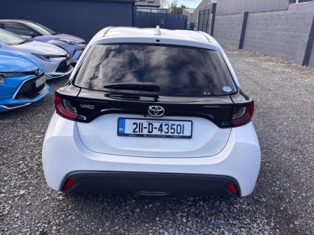 2021 Toyota Yaris - photo 6