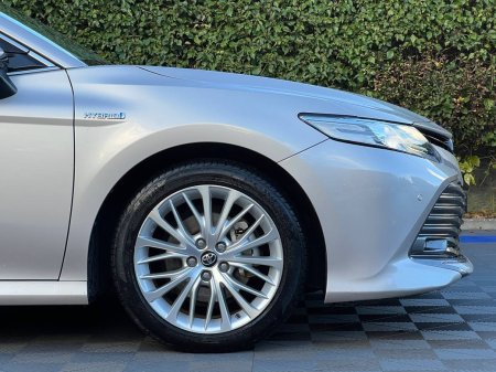 2018 Toyota Camry - photo 9