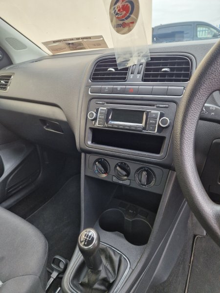 2011 Volkswagen Polo - photo 11