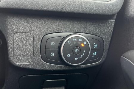 2018 Ford Focus - photo 27