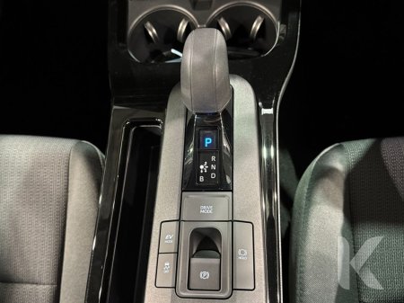 2024 Toyota Prius - photo 16