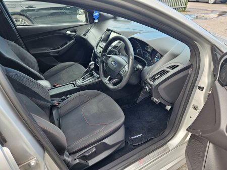 2017 Ford Focus - photo 9
