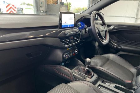 2021 Ford Focus - photo 18