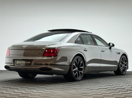 2023 Bentley Flying Spur - photo 7