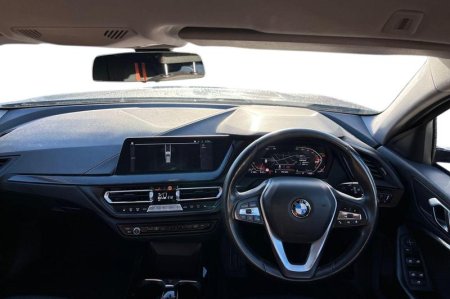 2021 BMW 1-Series - photo 11