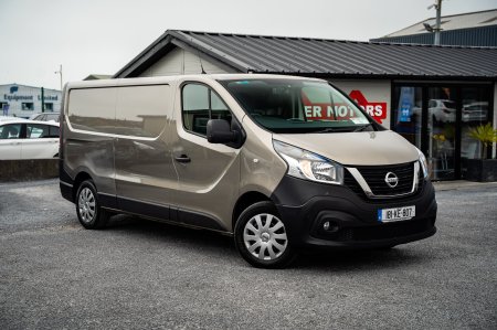 2018 Nissan NV300