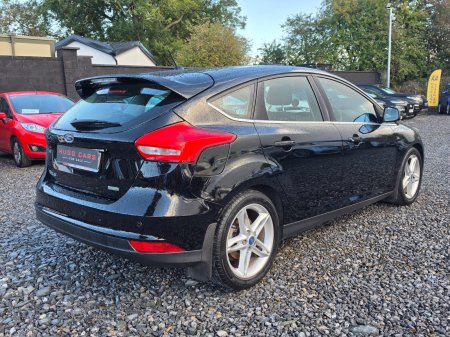 2017 Ford Focus - photo 12