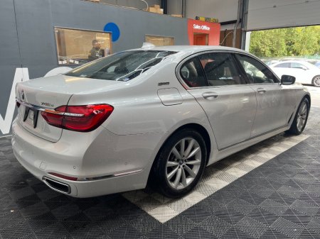 2017 BMW 7-Series - photo 3