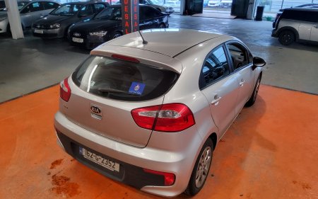 2016 Kia Rio - photo 2