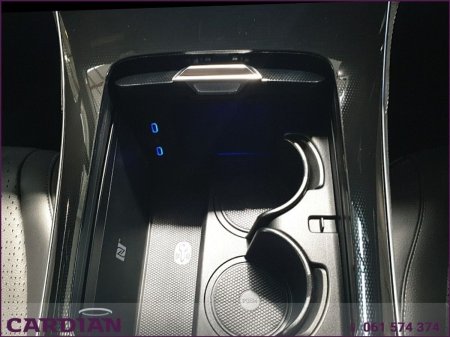 2025 Mercedes-Benz EQE - photo 18