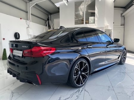 2017 BMW 5-Series - photo 4