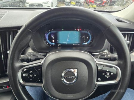 2023 Volvo XC60 - photo 11