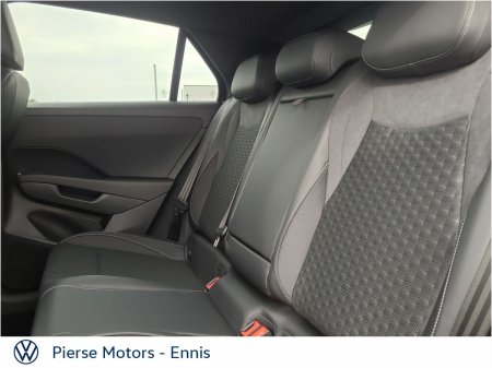 2026 Volkswagen T-Roc - photo 8