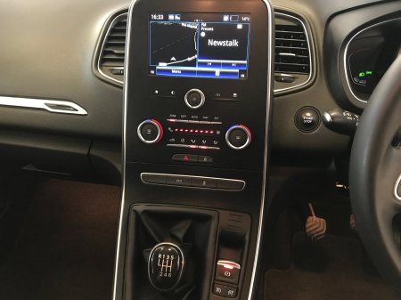 2021 Renault Grand Scenic - photo 14
